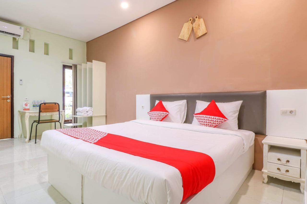 Oyo 1445 Jimbaran 12 Residence Exterior photo